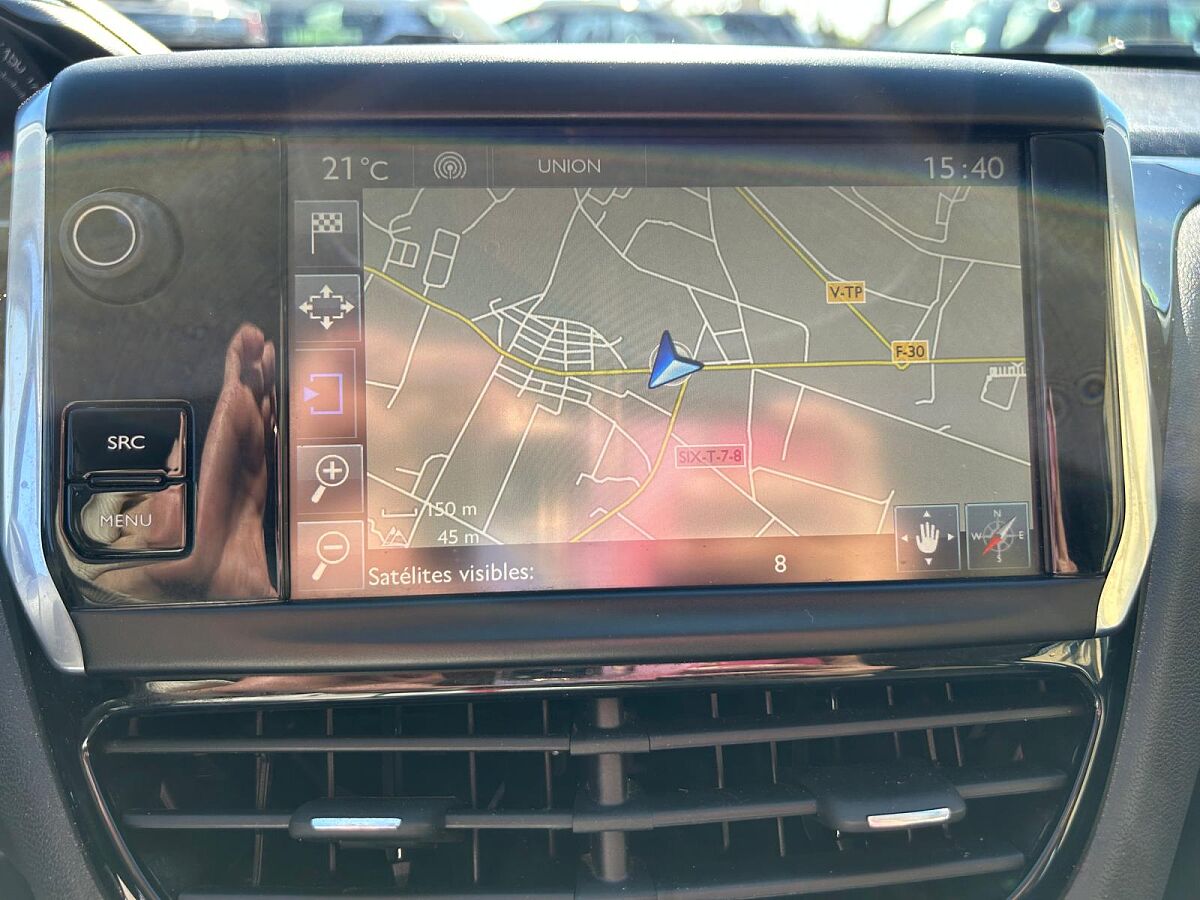 PEUGEOT 208 ALLURE 1.2 E-THP SPANISH LHD IN SPAIN 90000 MILES SUPERB 2015